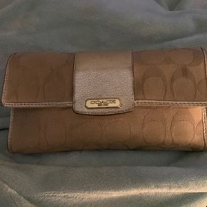 Gorgeous Coach “C” wallet